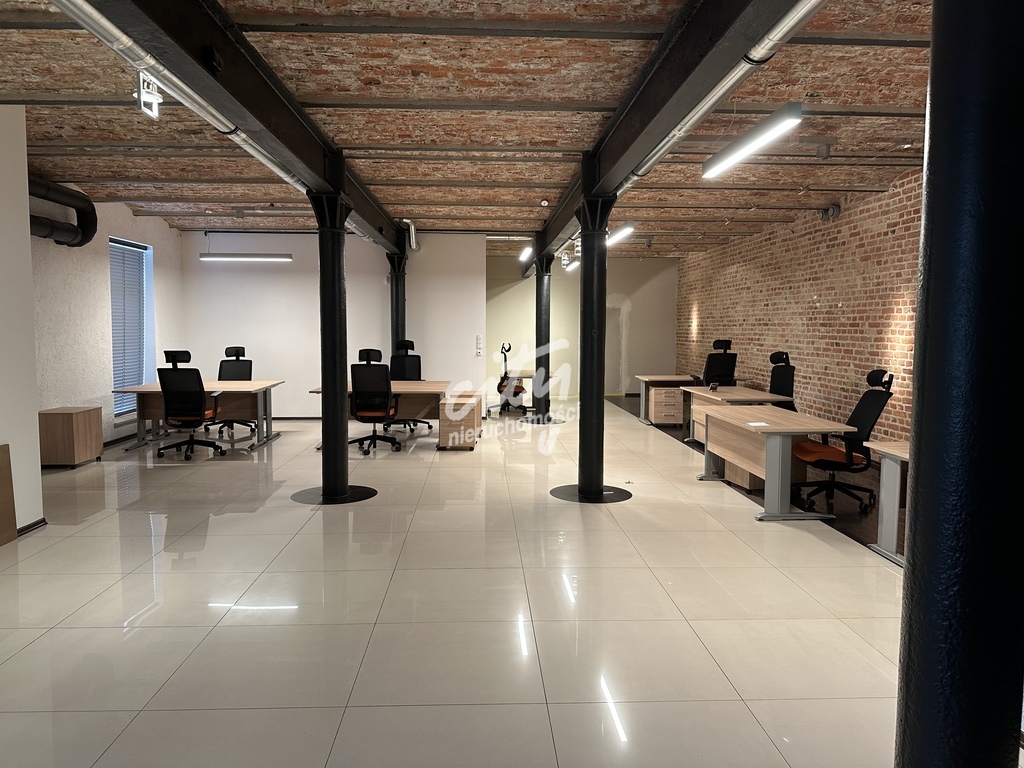 Lokal biurowo-usługowy 160 m2 Śródmiescie parking (3)