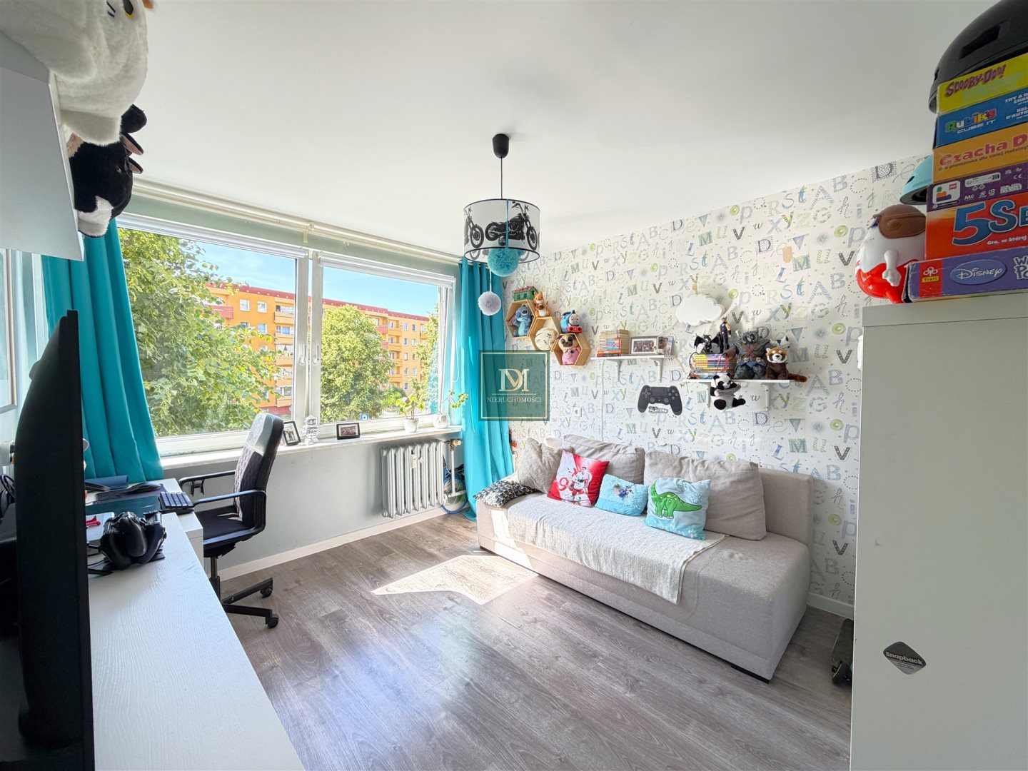 3 Pokoje/ Pierwsze Piętro/ Balkon/Piwnica (1)
