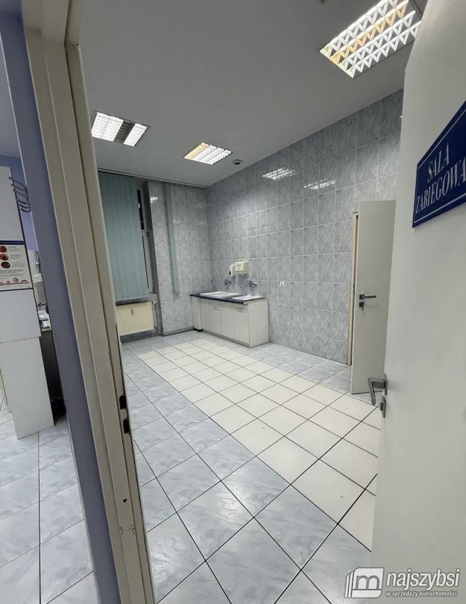 Koszalin-Lokal 88m2 na parterze, idealny na usługi (6)
