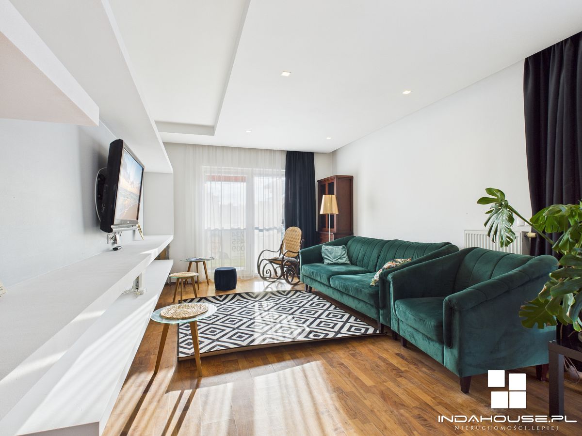Duży balkon 11 m2 | Spacer 3D | Osiedle strzeżone  (5)
