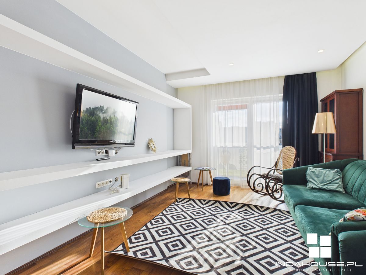 Duży balkon 11 m2 | Spacer 3D | Osiedle strzeżone  (6)