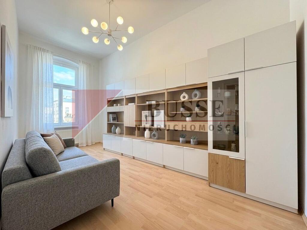 Mieszkanie 2-pok. z balkonem w Centrum. Potencjał! (3)
