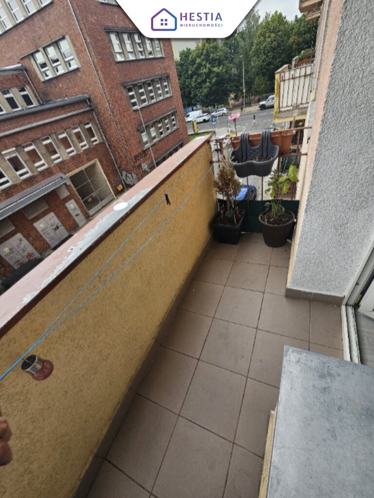 Kawalerka przy Uniwersytecie z balkonem !!! (9)