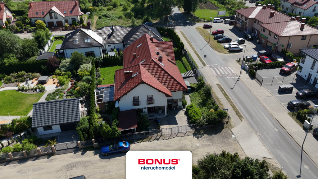 Dom w zabudowie bliźniaczej na Mierzynie (2)