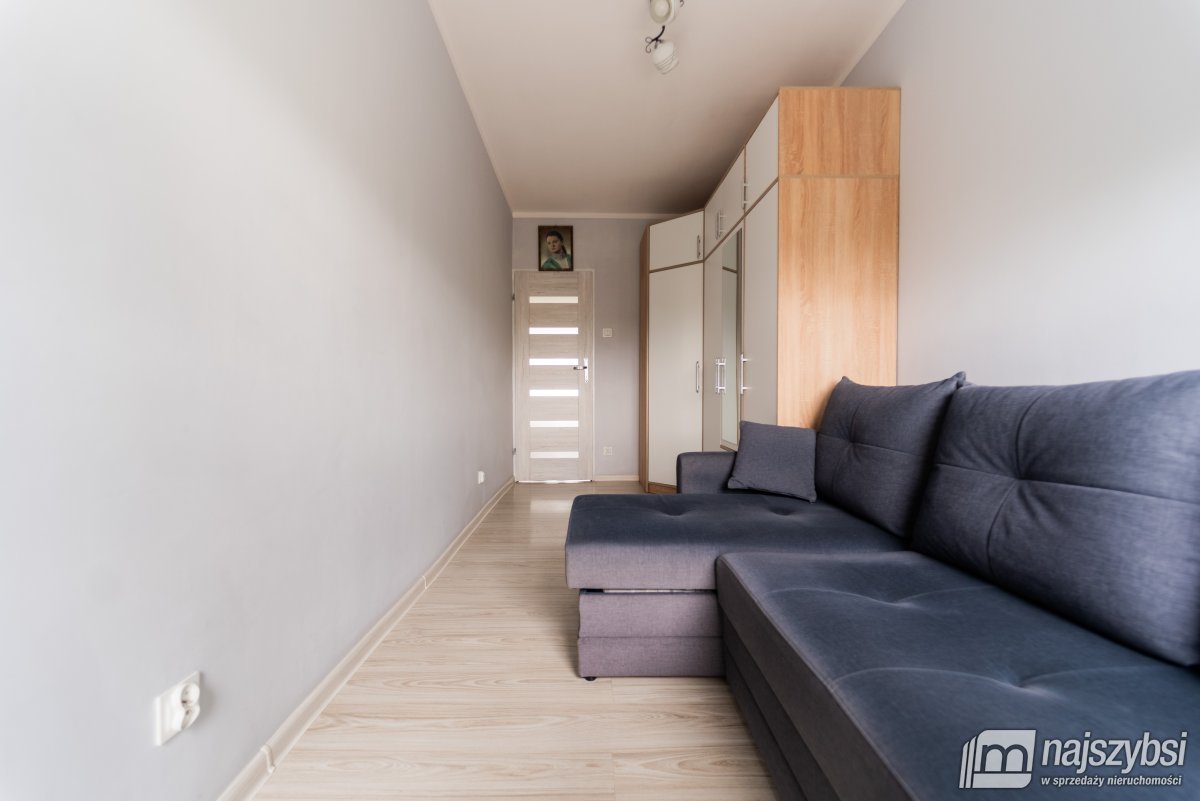 Nowogard- mieszkanie 2 pok. z balkonem, centrum (12)