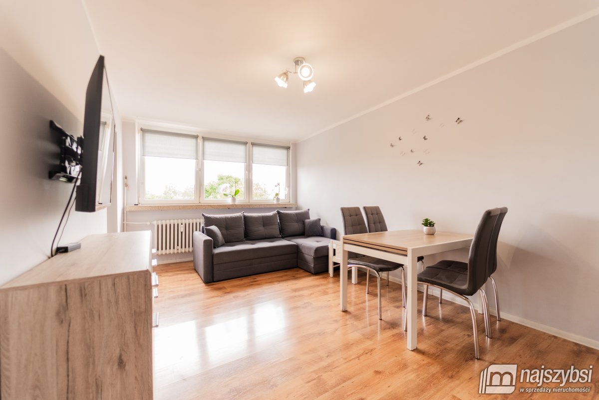 Nowogard- mieszkanie 2 pok. z balkonem, centrum (5)
