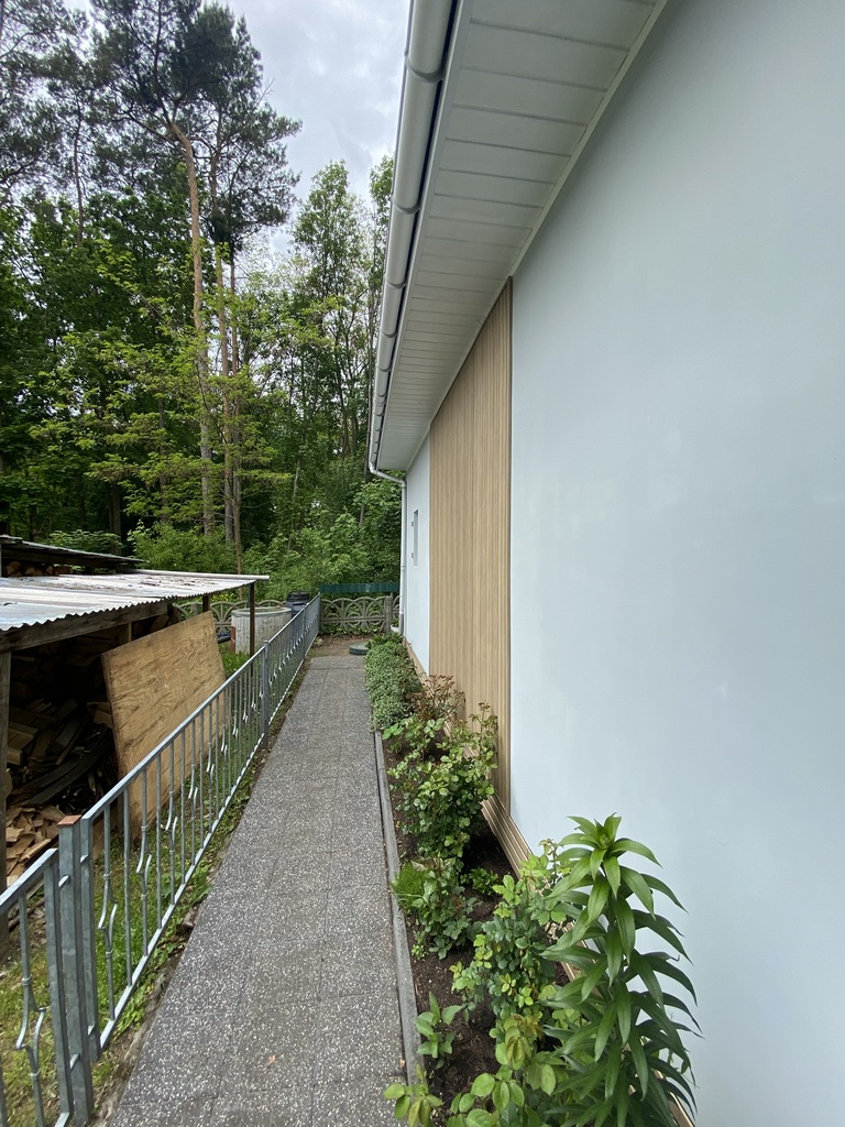 Dom przy lesie i nad jeziorem (22)