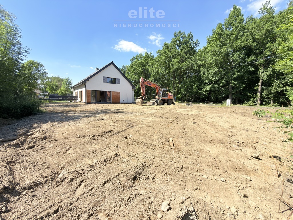 Bliźniak 4 Pok  duży ogród 800m2  + garaż 27m2 (1)