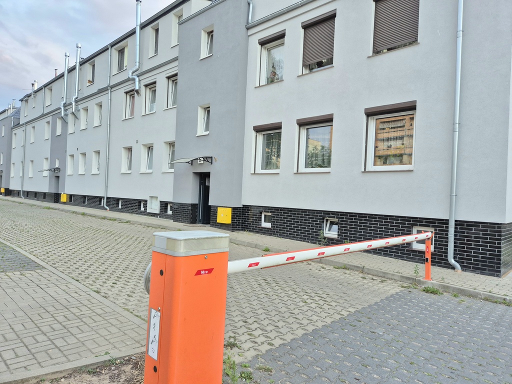 Okazja! Mieszkanie 4 pokoje Police! (13)