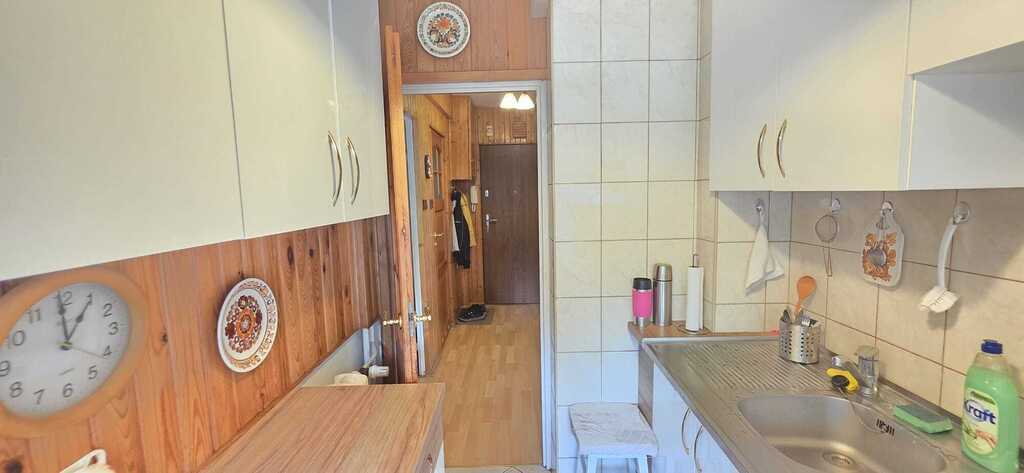 3 pokoje os. Zawadzkiego (8)
