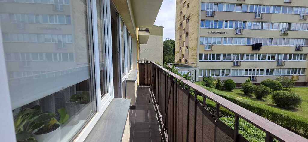 3 pokoje os. Zawadzkiego (15)