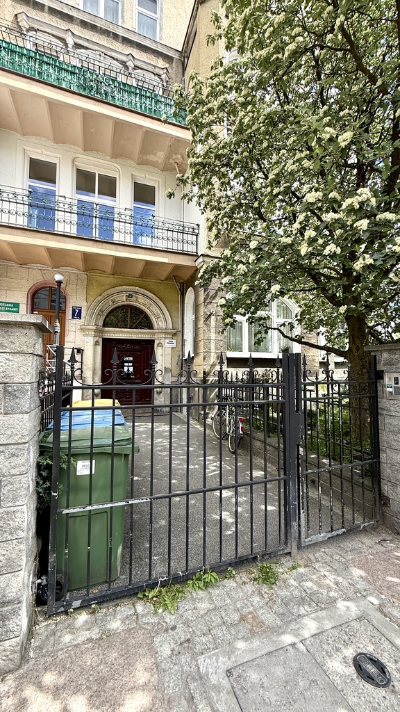 Na sprzedaż 3 pokoje z widokiem na Plac Odrodzenia (28)