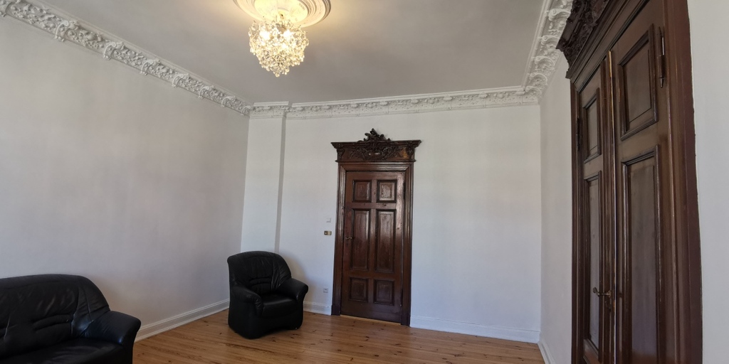 Apartament ze sztukaterią w centrum, 3 pok, 103m2 (4)