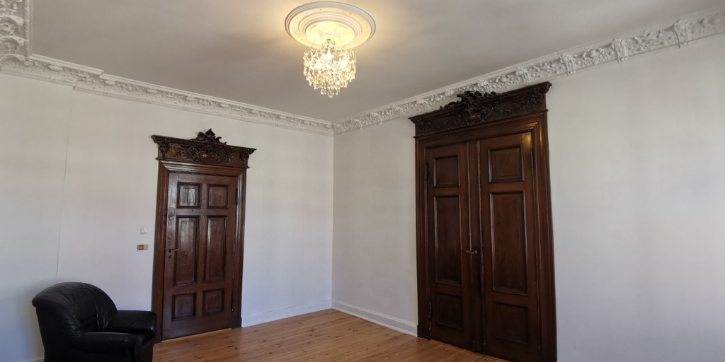 Apartament ze sztukaterią w centrum, 3 pok, 103m2 (5)