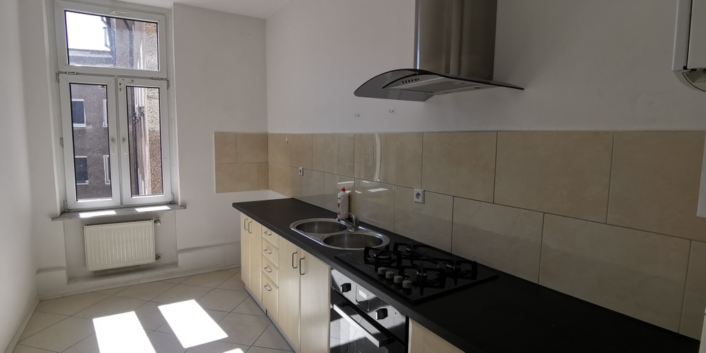 Apartament ze sztukaterią w centrum, 3 pok, 103m2 (11)