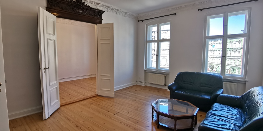 Apartament ze sztukaterią w centrum, 3 pok, 103m2 (2)
