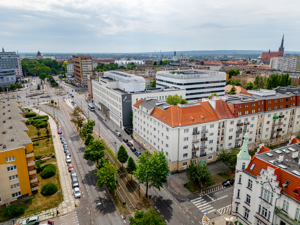 Przytulna kawalerka w centrum z balkonem! (17)