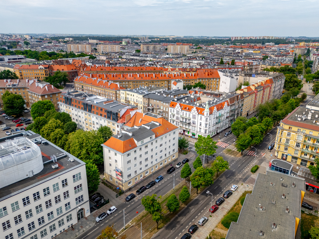 Przytulna kawalerka w centrum z balkonem! (18)