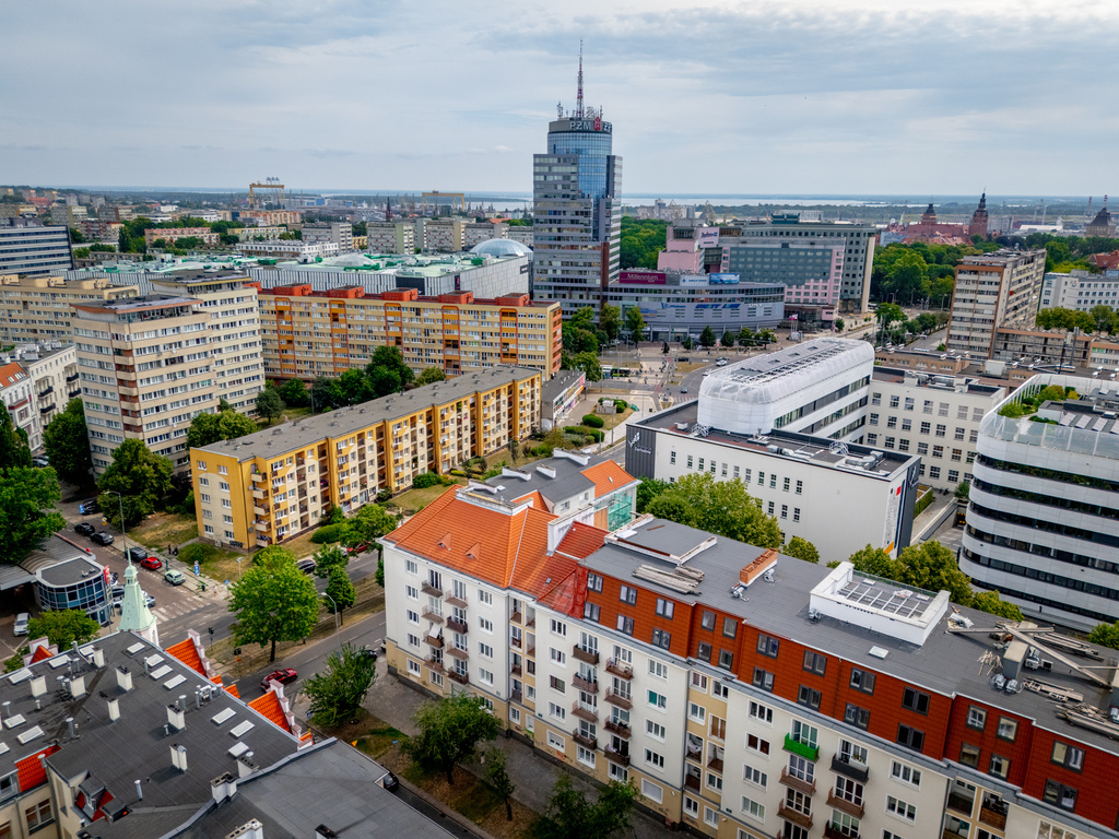 Przytulna kawalerka w centrum z balkonem! (21)