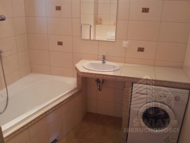 Apartament 48,5 m2, 2 pok. położony w Centrum (11)