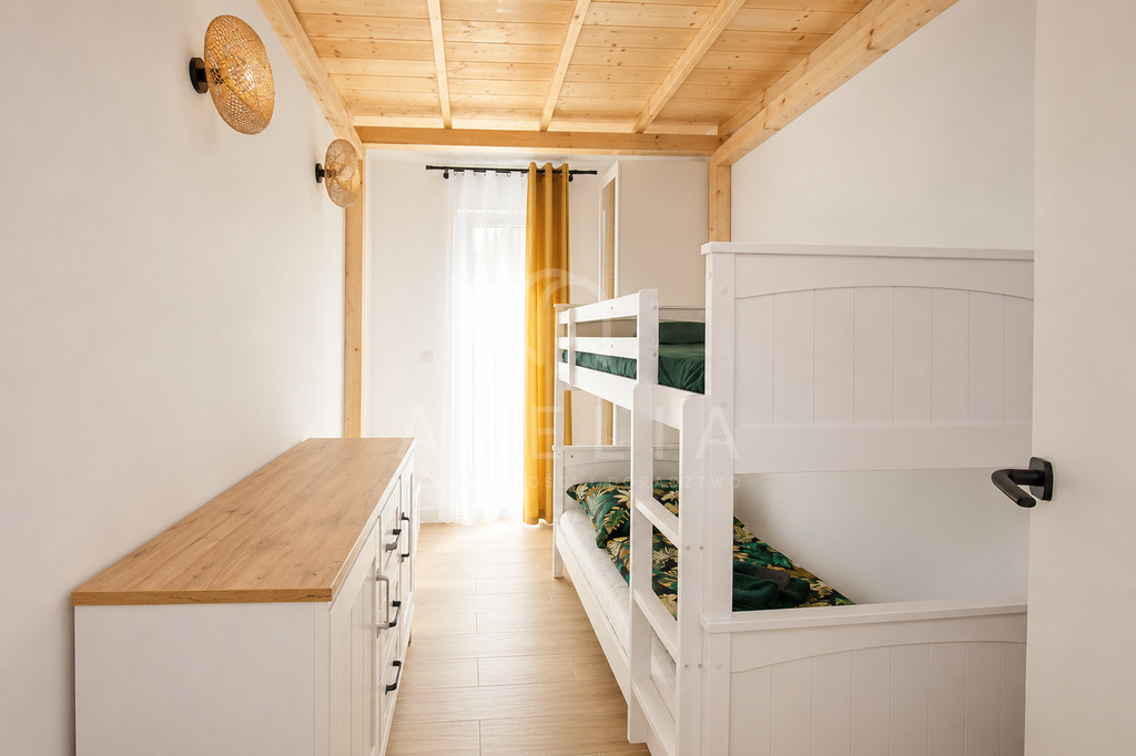 Apartament z antresolą-4 pokoje w Ustroniu Morskim (5)