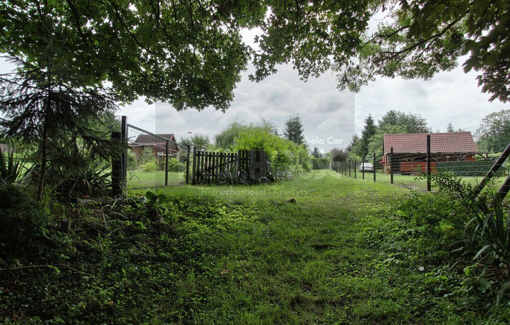 Wyjątkowa działka nad jeziorem Woświn (6)