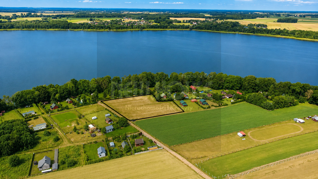 Wyjątkowa działka nad jeziorem Woświn (2)