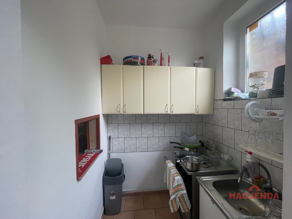 Lokal, 100 m2, Police  (4)