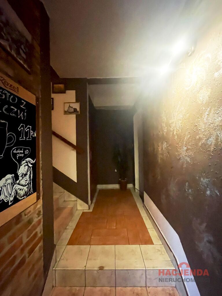 Lokal, 100 m2, Police  (7)