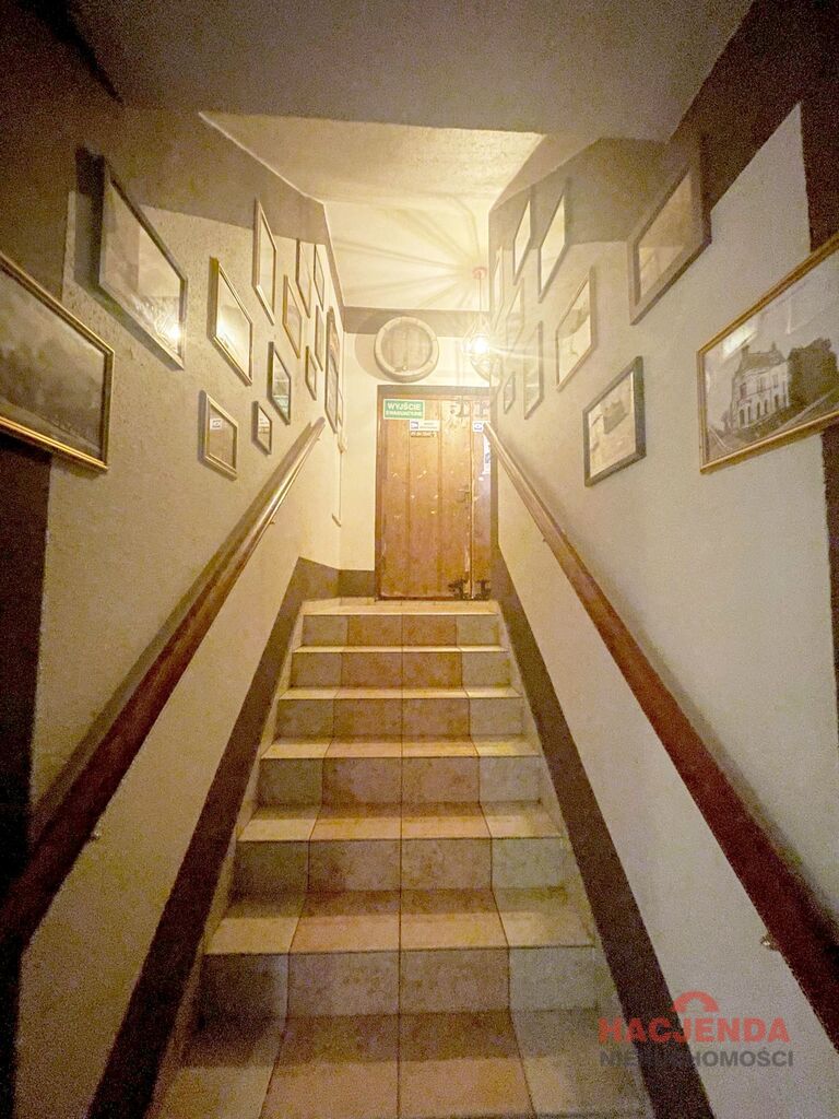 Lokal, 100 m2, Police  (8)