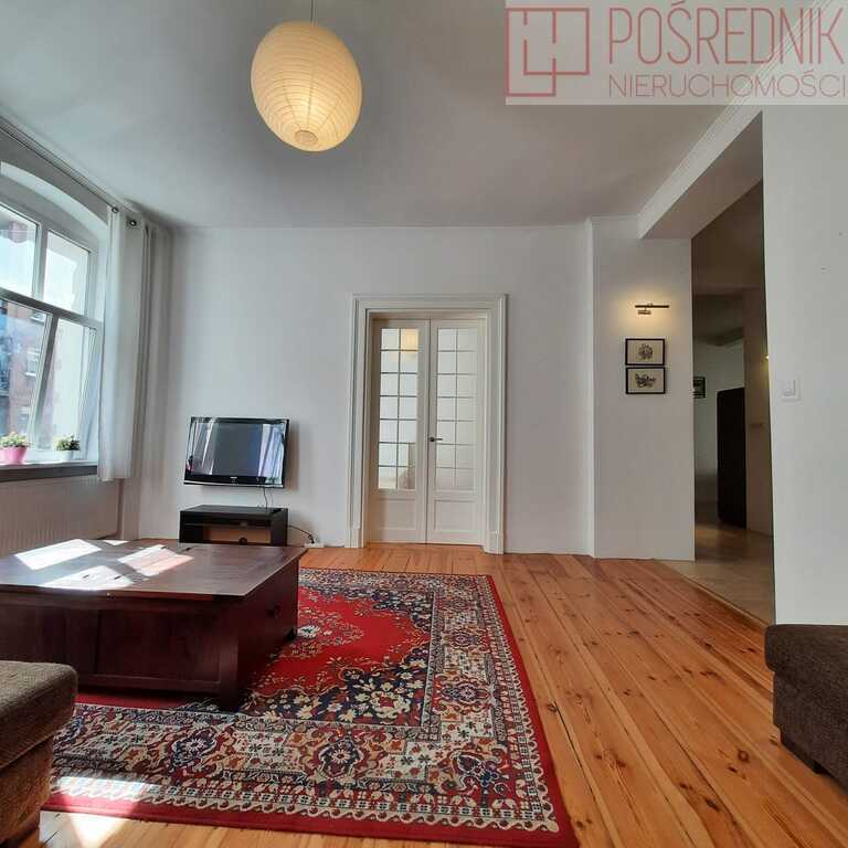 Klimatyczny apartament w samym sercu Szczecina!! (3)