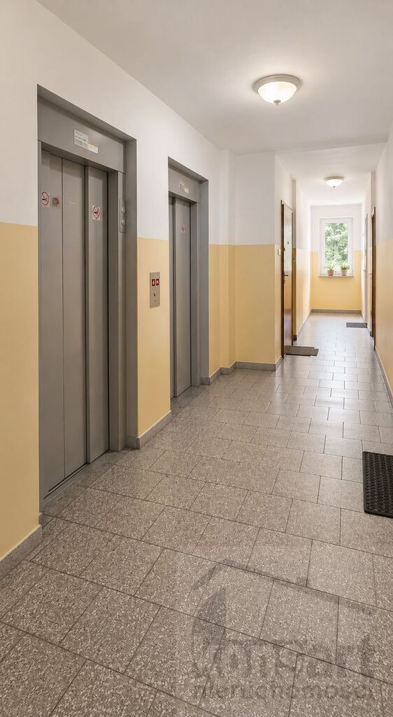 Duża kawalerka przy Rondzie Uniwersyteckim (12)