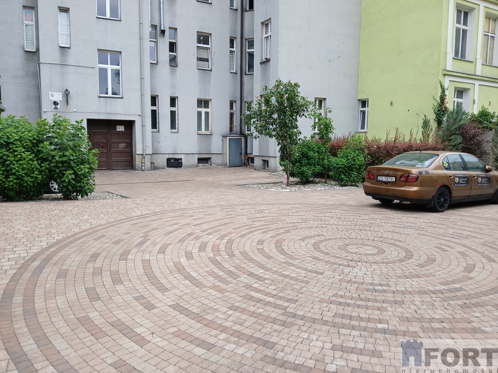 Garaż murowany 20m2  Centrum (3)