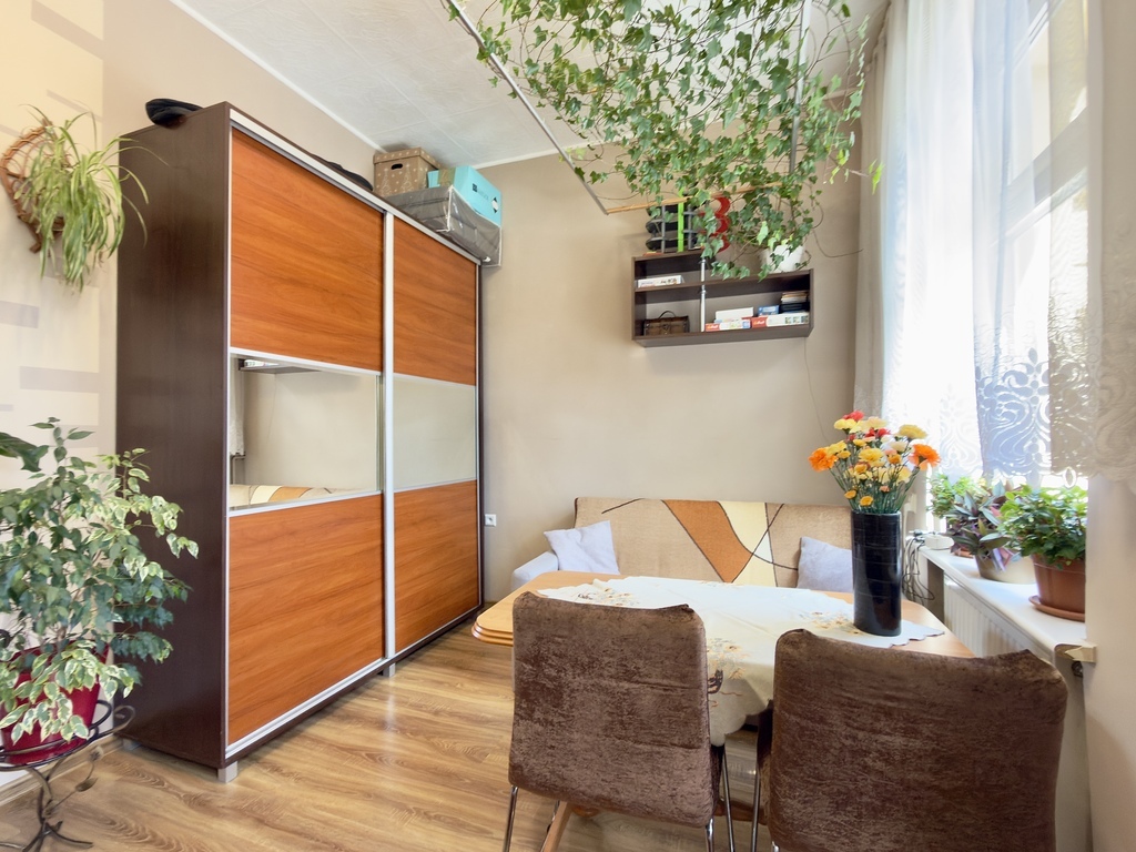 Mieszkanie 3-pok., parter, Plac Matki Teresy (3)