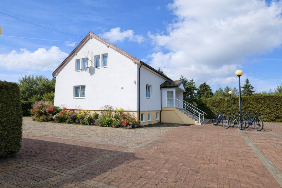 Wolnostojący, 411 m2, Łopienica  (2)