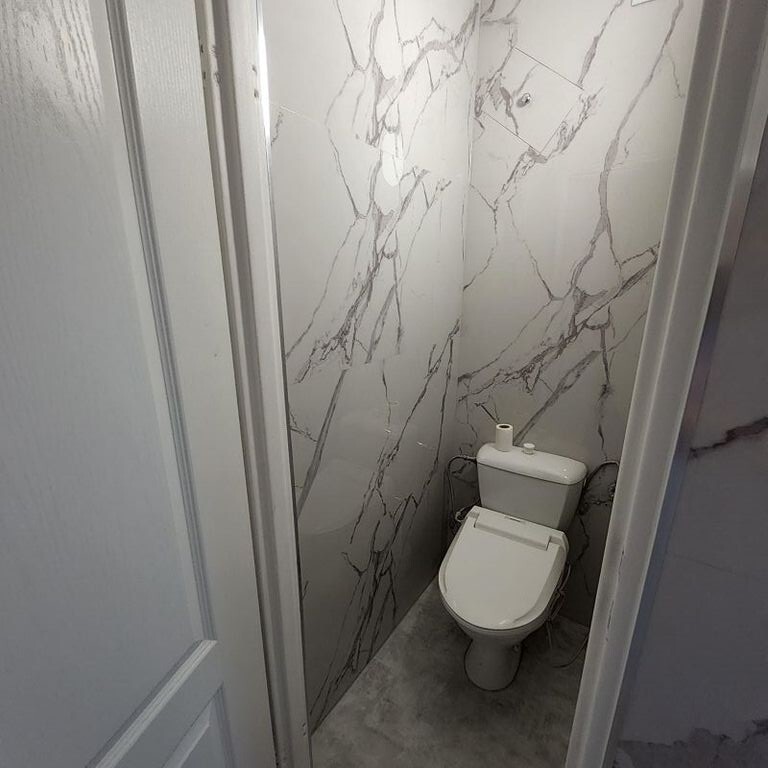 Wynajmę lokal przystosowany pod gabinet (8)