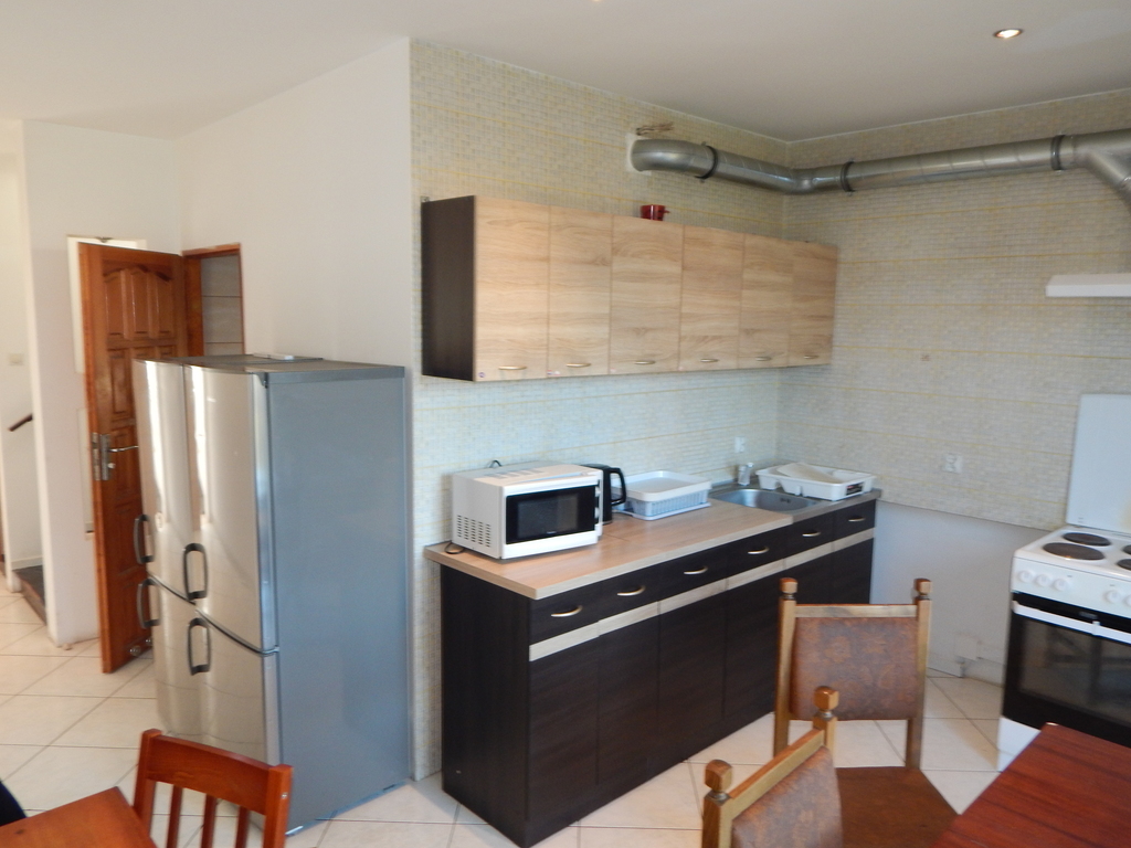 GOTOWIEC INWESTYCYJNY! Dom 250 m2 | 11 pokoi (8)