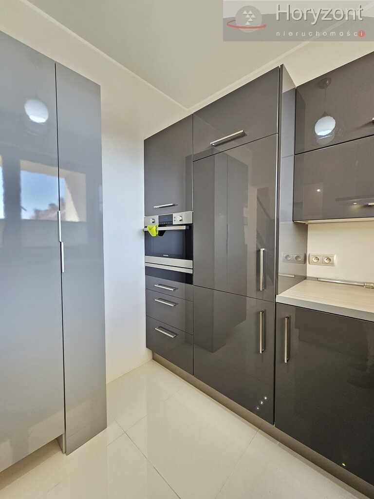 2-poziomowe 70m2, taras 16m2, 2010r. Bezrzecze (16)
