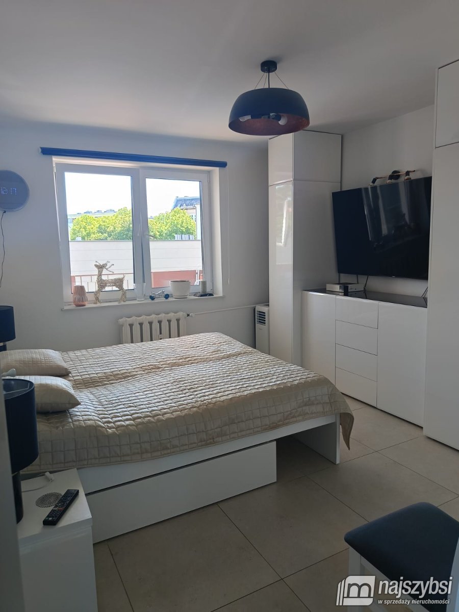 KOŁOBRZEG-  3 POKOJOWE MIESZKANIE W CENTRUM MIASTA (4)