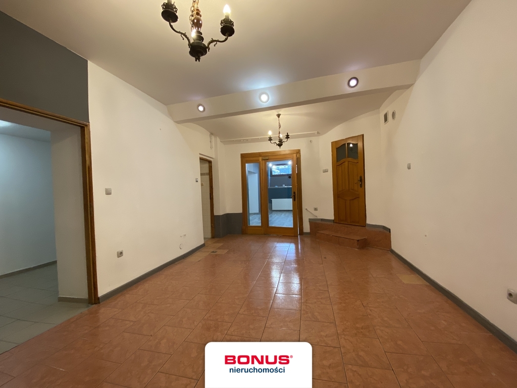Lokal biurowy/usługowy - w Centrum (8)