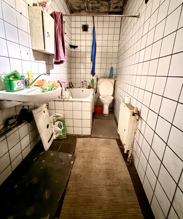 Dom do remontu z potencjałem inwestycyjnym (10)