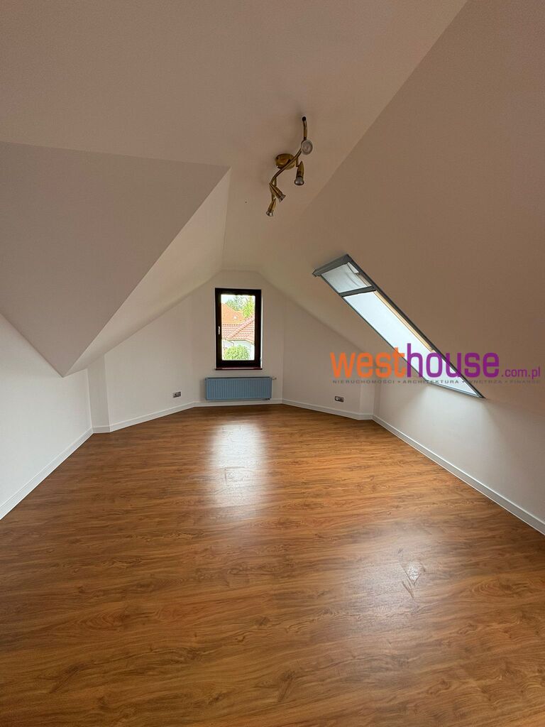 Przestronny dom wolnostojący 209 m2 (9)