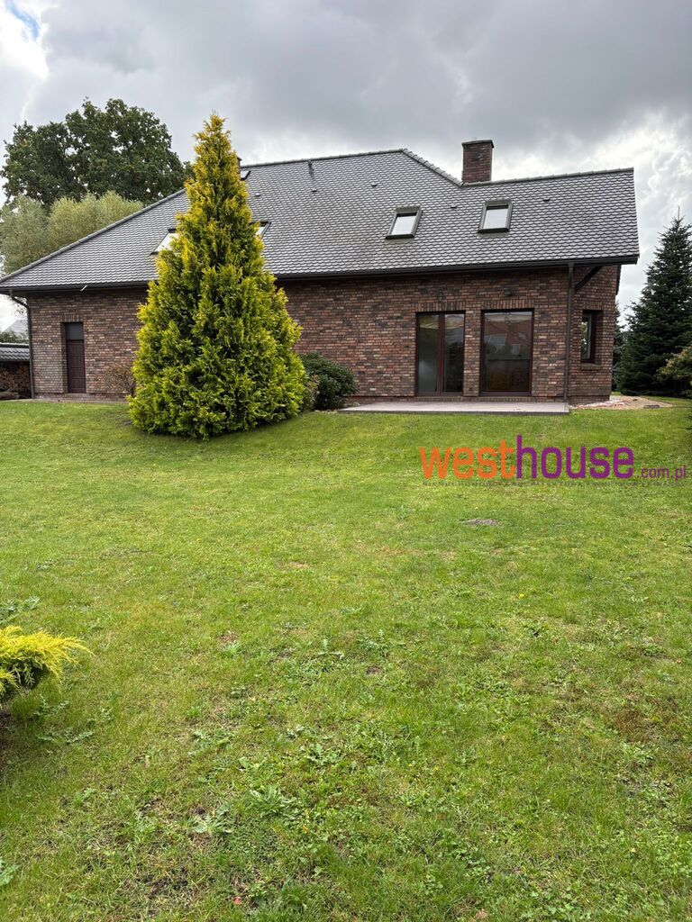 Przestronny dom wolnostojący 209 m2 (1)
