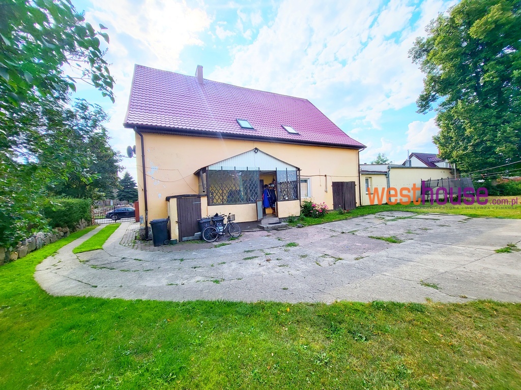 Dom z dużą działką, blisko jeziora (26)