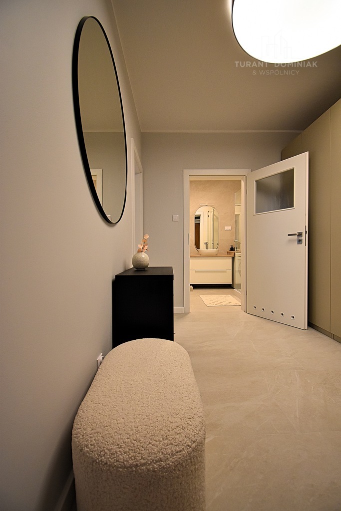 Słoneczny dwupokojowy apartament z balkonem (14)