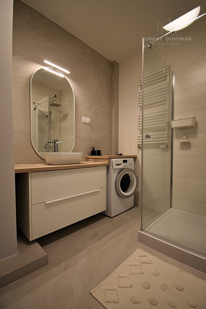 Słoneczny dwupokojowy apartament z balkonem (8)
