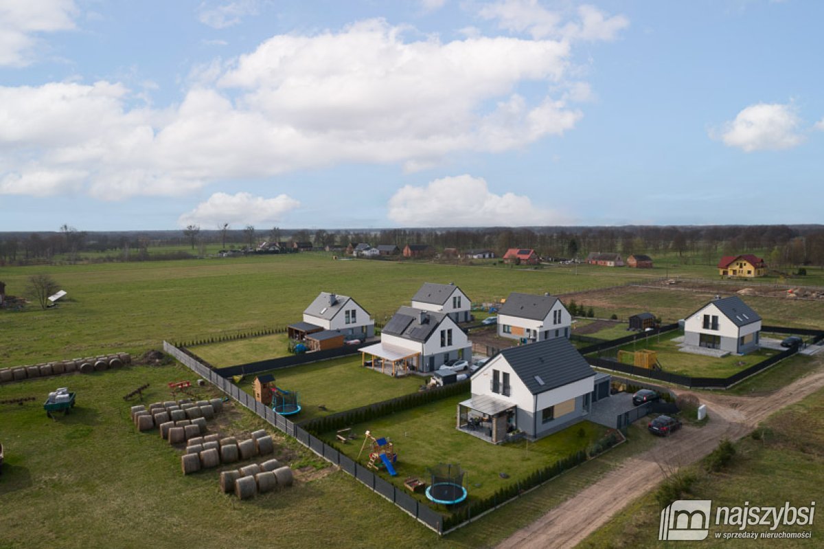 Krępsko- nowoczesny dom 108m2 z garażem, 800m2 dz. (25)