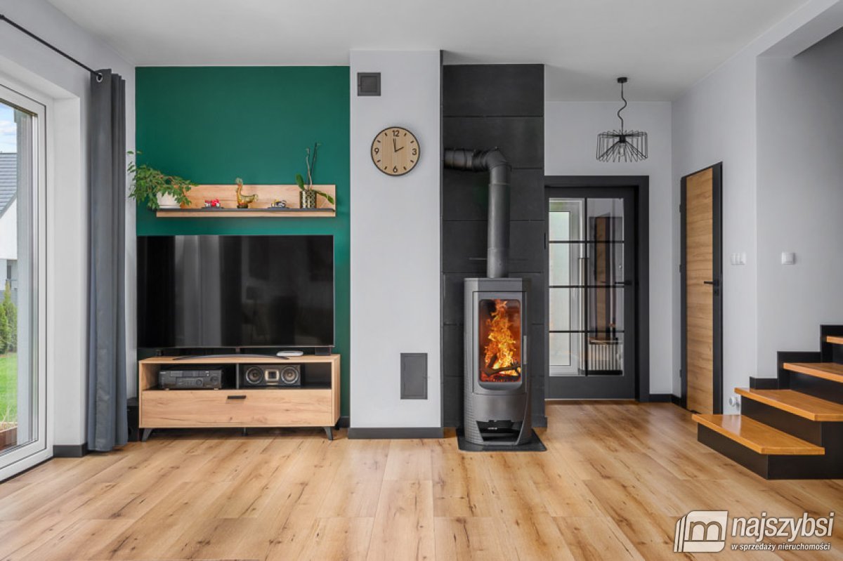 Krępsko- nowoczesny dom 108m2 z garażem, 800m2 dz. (9)