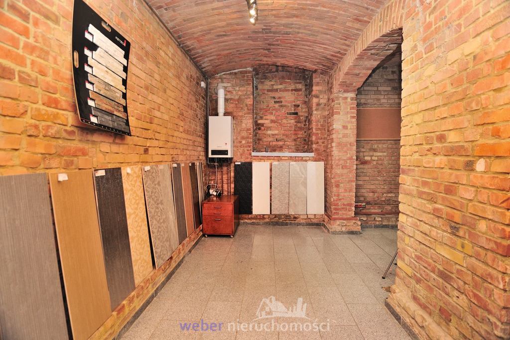 Nietuzinkowy lokal w Śródmieściu do wynajęcia (7)