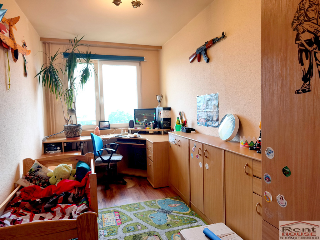 4 pokoje, balkon, piwnica (6)